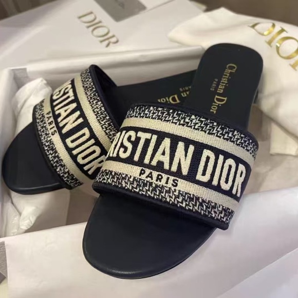 Dior Women's Black and White Slide Sandals - Picture 3 of 4